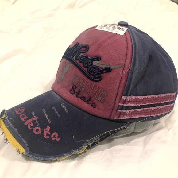 Baseball cap - Picture 3 of 6